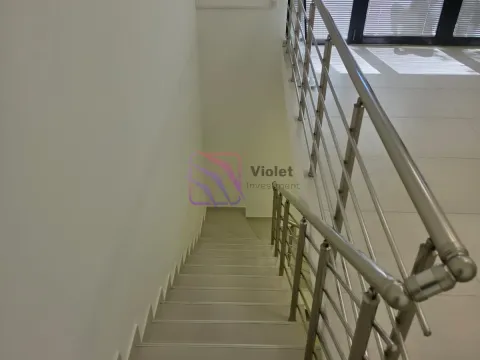 Izdavanje, poslovni prostor, 115m², Blok 9, Podgorica - image 12