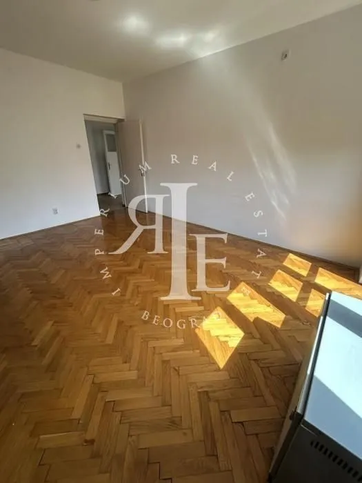 Sale, two bedroom apartment, 67m², Stari Grad, Beograd