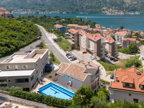 Prodaja, stan, 594m², Dobrota, Kotor - image 33