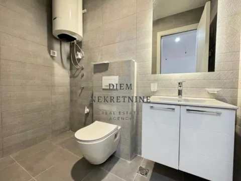 Izdavanje, jednosoban stan, 45m², Stari Aerodrom, Podgorica - image 7