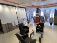 Izdavanje, poslovni prostor, 240m², Čukarica, Beograd - image 2