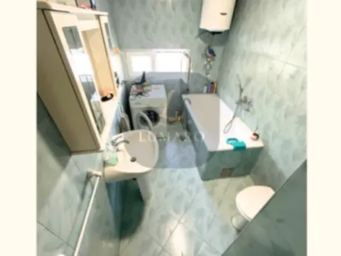 Izdavanje, trosoban stan, 118m², Centar, Podgorica - image 7