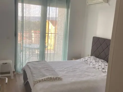 Prodaja, jednosoban stan, 57m², Centar, Tivat - image 8