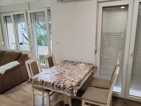 Sale, two bedroom apartment, 68m², Autobuska stanica, Podgorica - image 2