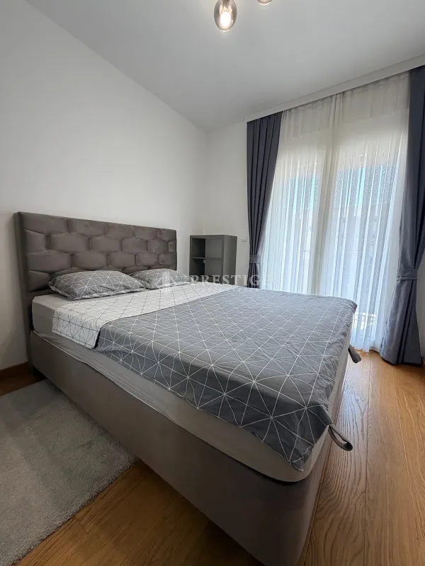 Izdavanje, jednosoban stan, 48m², New City, Podgorica
