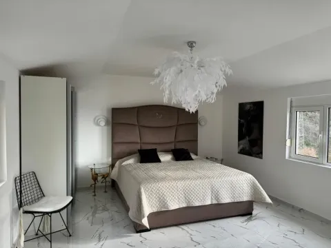 Sale, two bedroom apartment, 78m², Lazi, Budva - image 10