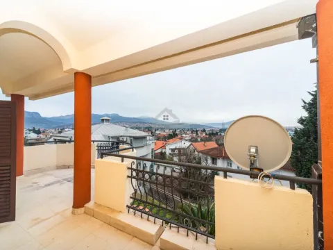 Rent, house, 380m², Gorica C, Podgorica - image 27