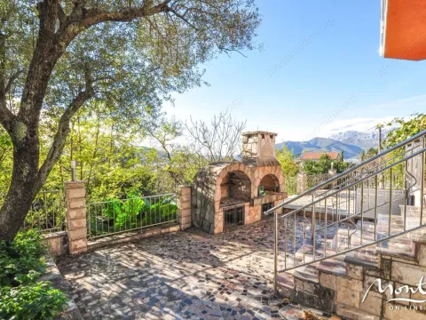 Prodaja, kuća, 194m², Tivat, Crna Gora - image 13