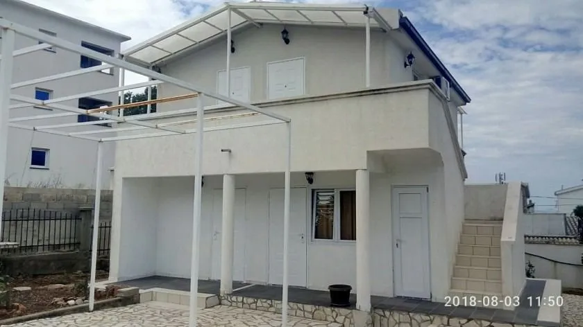 Prodaja, kuća, 100m², Dobra Voda, Jagodina