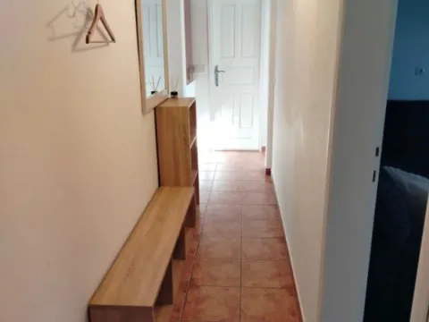 Rent, two bedroom apartment, 70m², Boreti, Budva - image 8