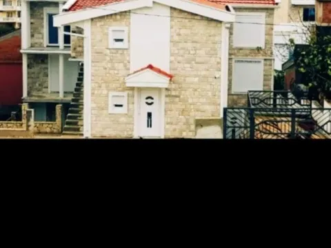 Izdavanje, kuća, 60m², Djerane, Ulcinj