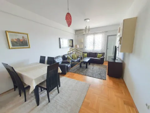 Izdavanje, jednosoban stan, 60m², Stari Aerodrom, Podgorica - image 4