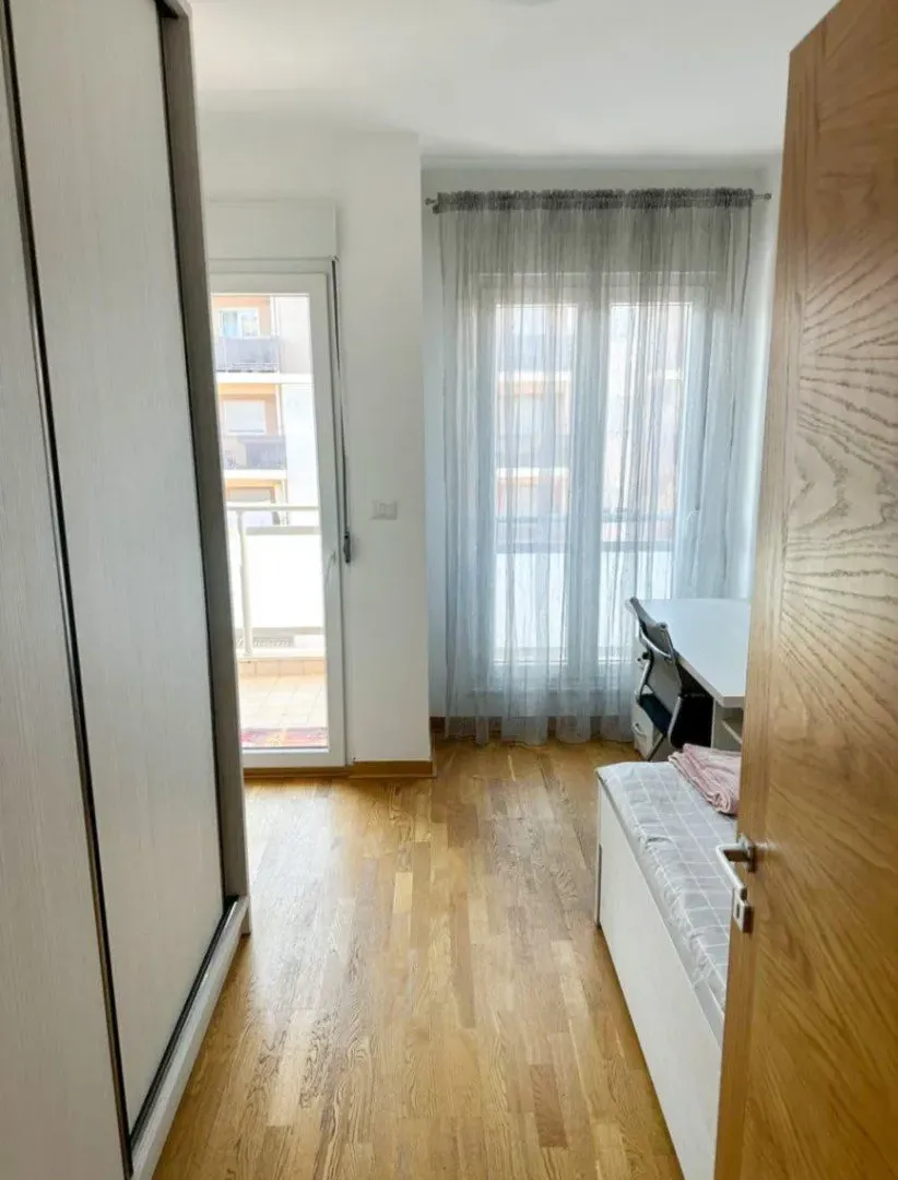 Rent, two bedroom apartment, 64m², City Kvart, Podgorica