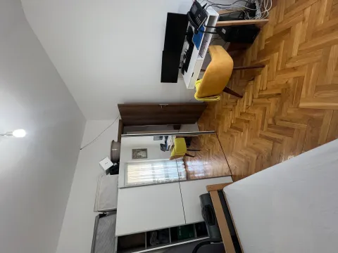 Prodaja, dvosoban stan, 72m², Stari Aerodrom, Podgorica - image 9