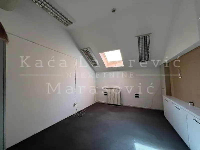 Sale, office space, 310m², Stari Grad, Beograd