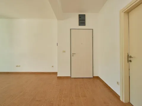 Sale, two bedroom apartment, 63m², Bečići, Budva - image 7