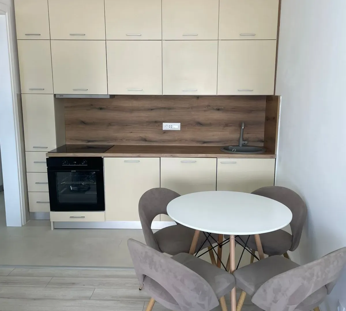 Rent, one bedroom apartment, 50m², Preko Morače, Podgorica