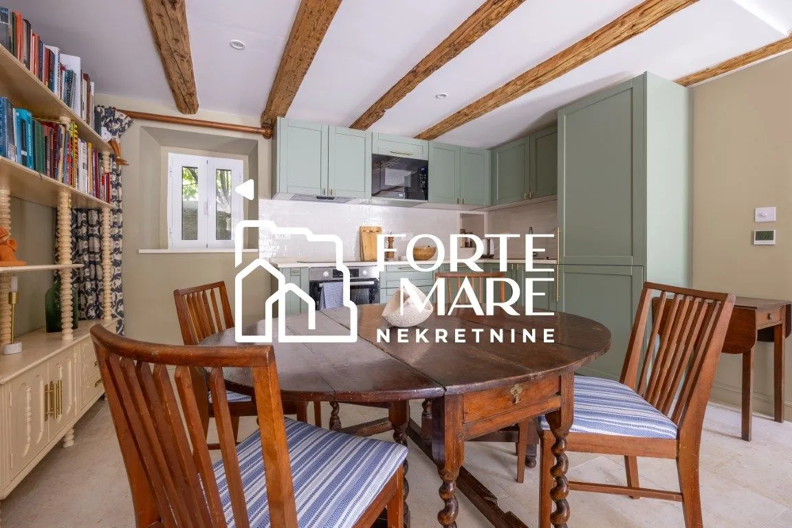 Prodaja, kuća, 92m², Kamenari, Herceg Novi