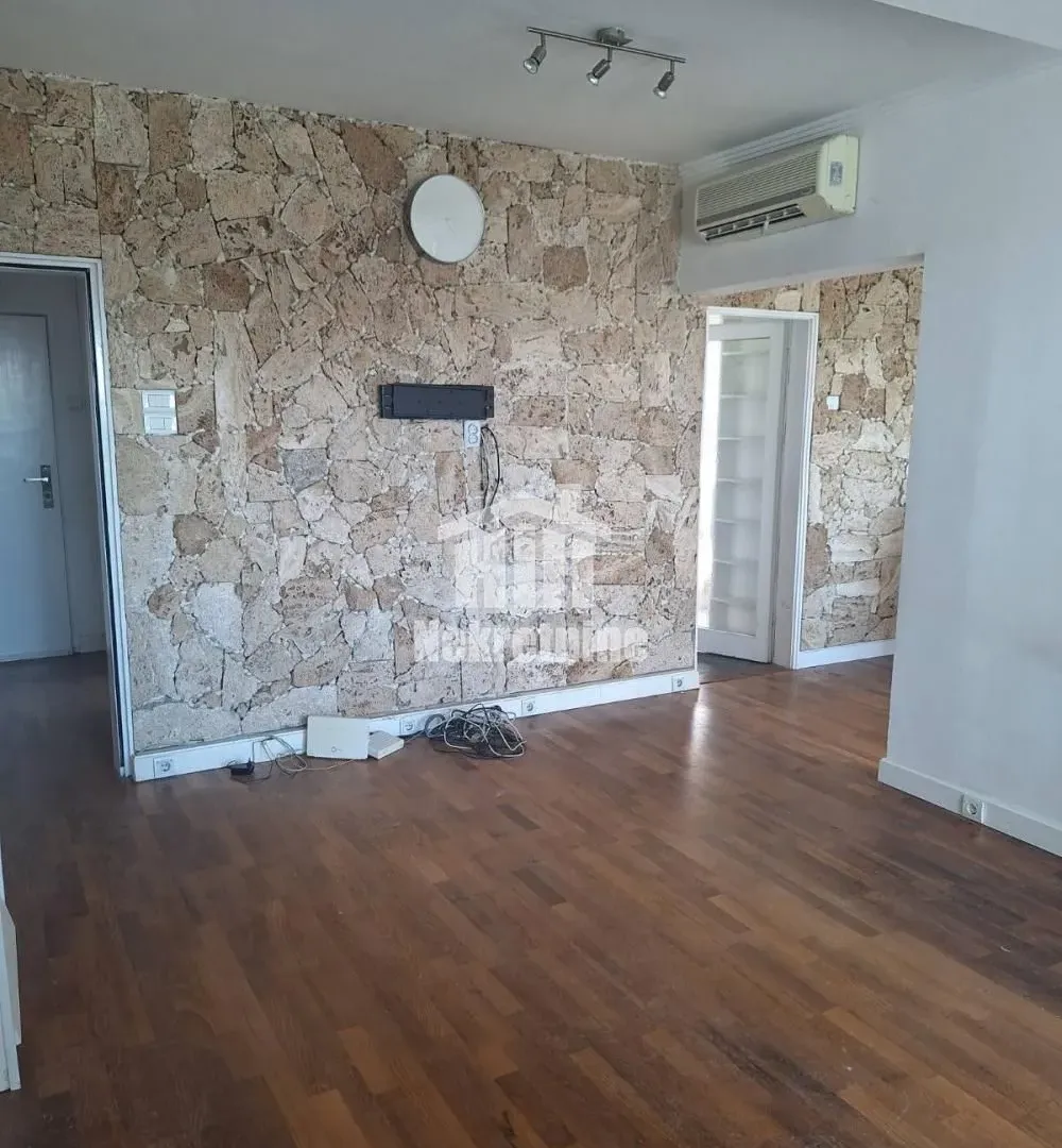 Prodaja, trosoban stan, 78m², Zemun Sve Podlokacije, Beograd
