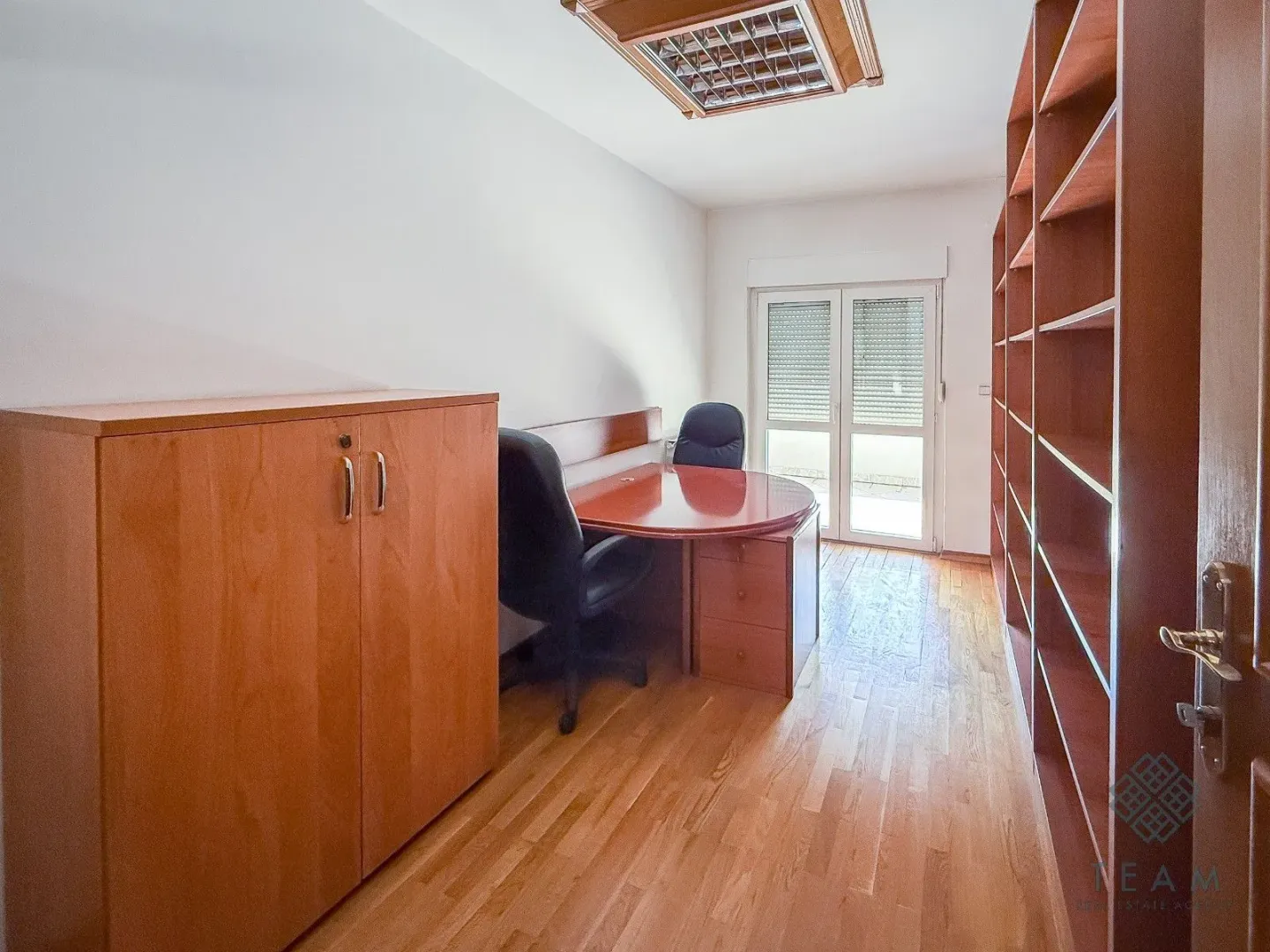 Rent, office space, 150m², Stara Varoš, Podgorica