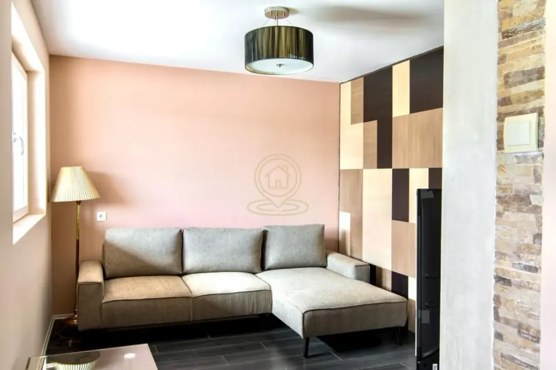 Izdavanje, dvosoban stan, 60m², Medijana, Niš