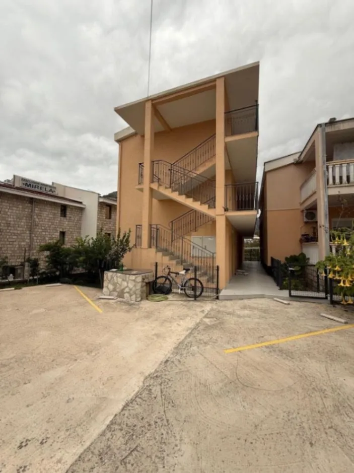 Sale, studio apartment, 30m², Sutomore, Bar