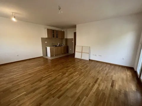 Rent, two bedroom apartment, 69m², Ljubović, Podgorica - image 3