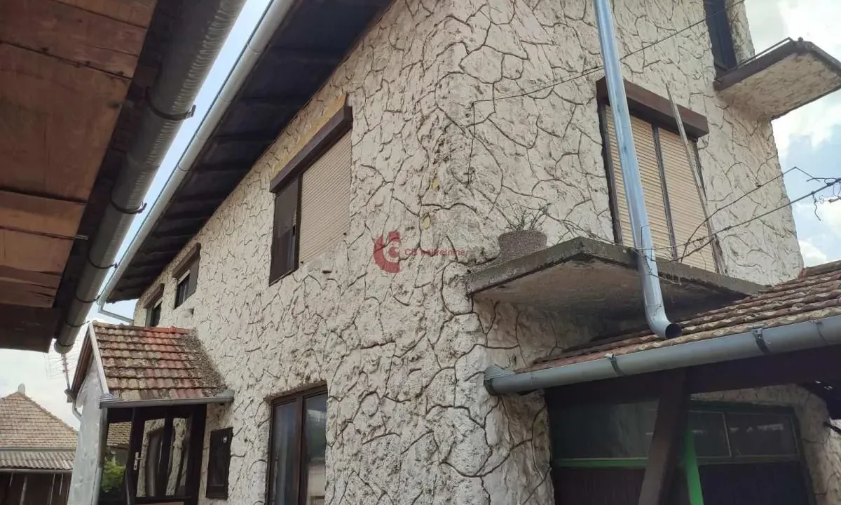 Prodaja, kuća, 353m², Peščara, Subotica