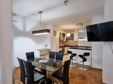 Izdavanje, trosoban stan, 73m², Vračar Sve Podlokacije, Beograd - image 2