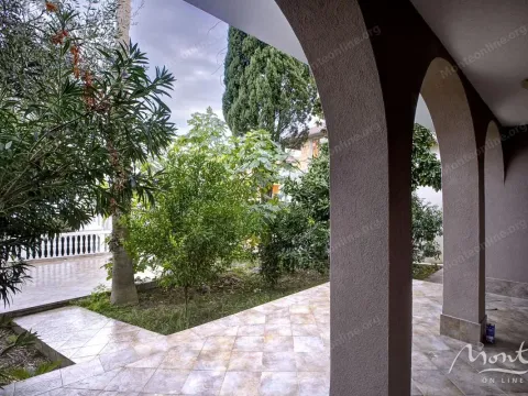 Prodaja, kuća, 162m², Bijela, Herceg Novi - image 35