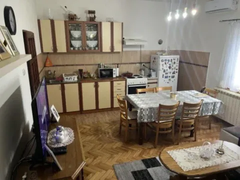 Sale, house, 84m², Borča Sve Podlokacije, Beograd - image 6