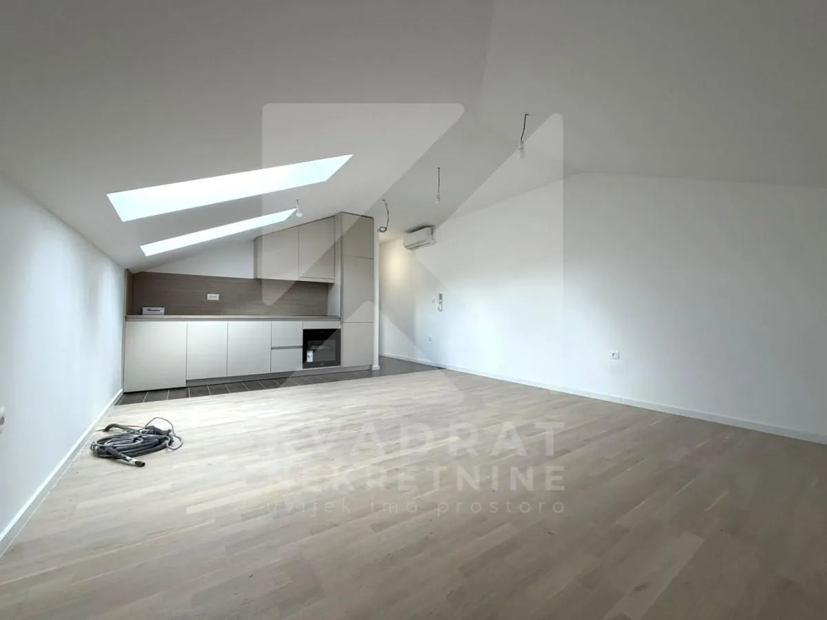 Prodaja, jednosoban stan, 52m², Tološi, Podgorica