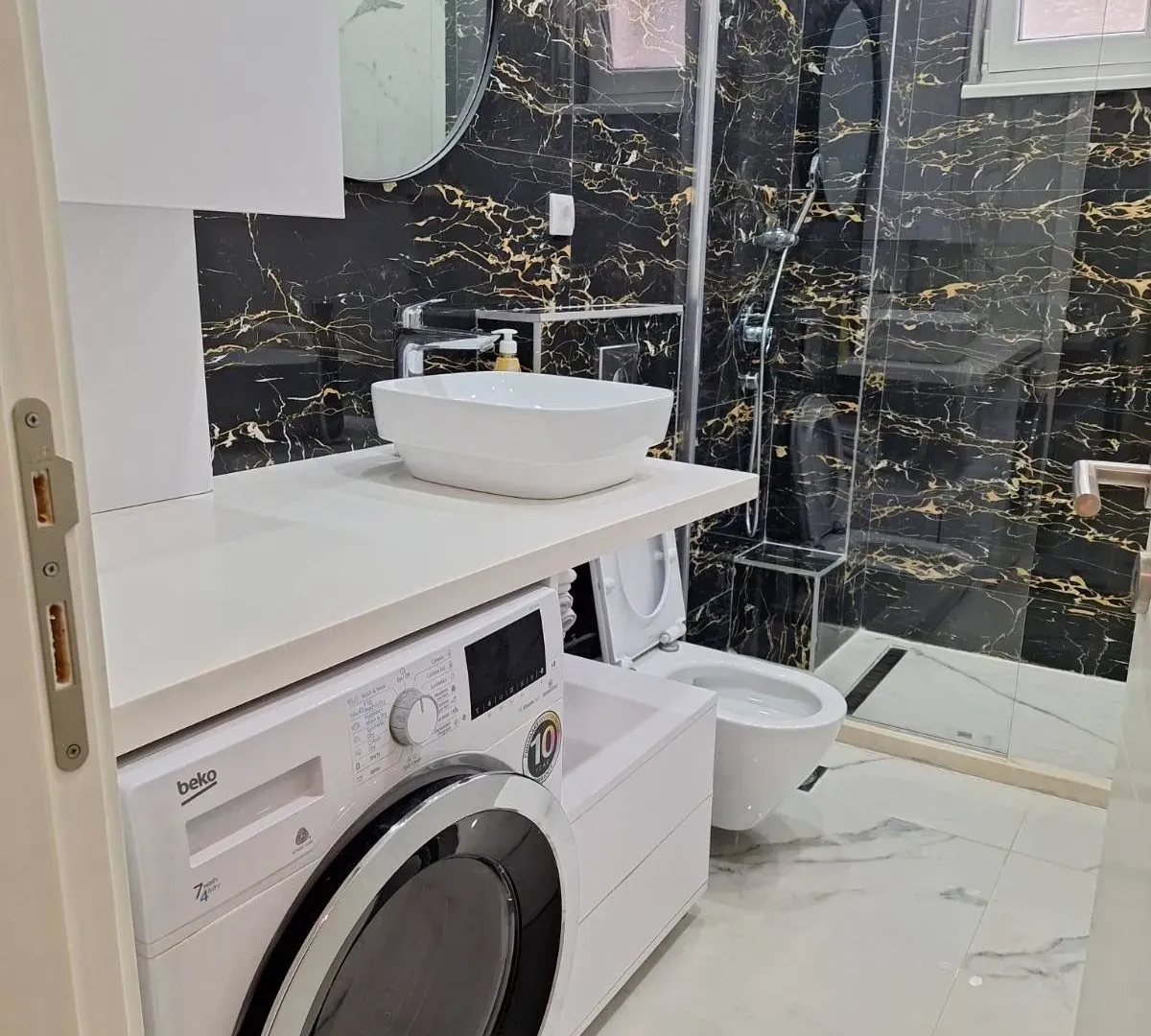 Izdavanje, jednosoban stan, 45m², Pod Kuk, Tivat