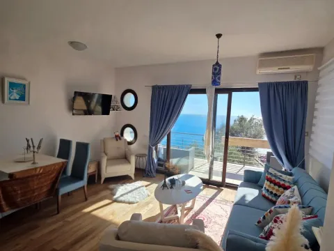 Prodaja, trosoban stan, 57m², Centar, Budva - image 1