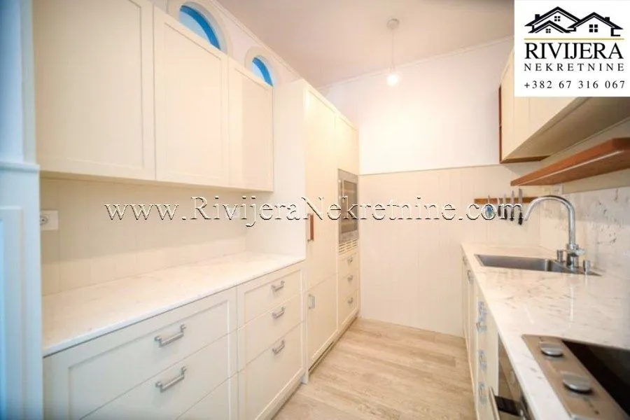 Sale, two bedroom apartment, 80m², Luštica Bay, Tivat
