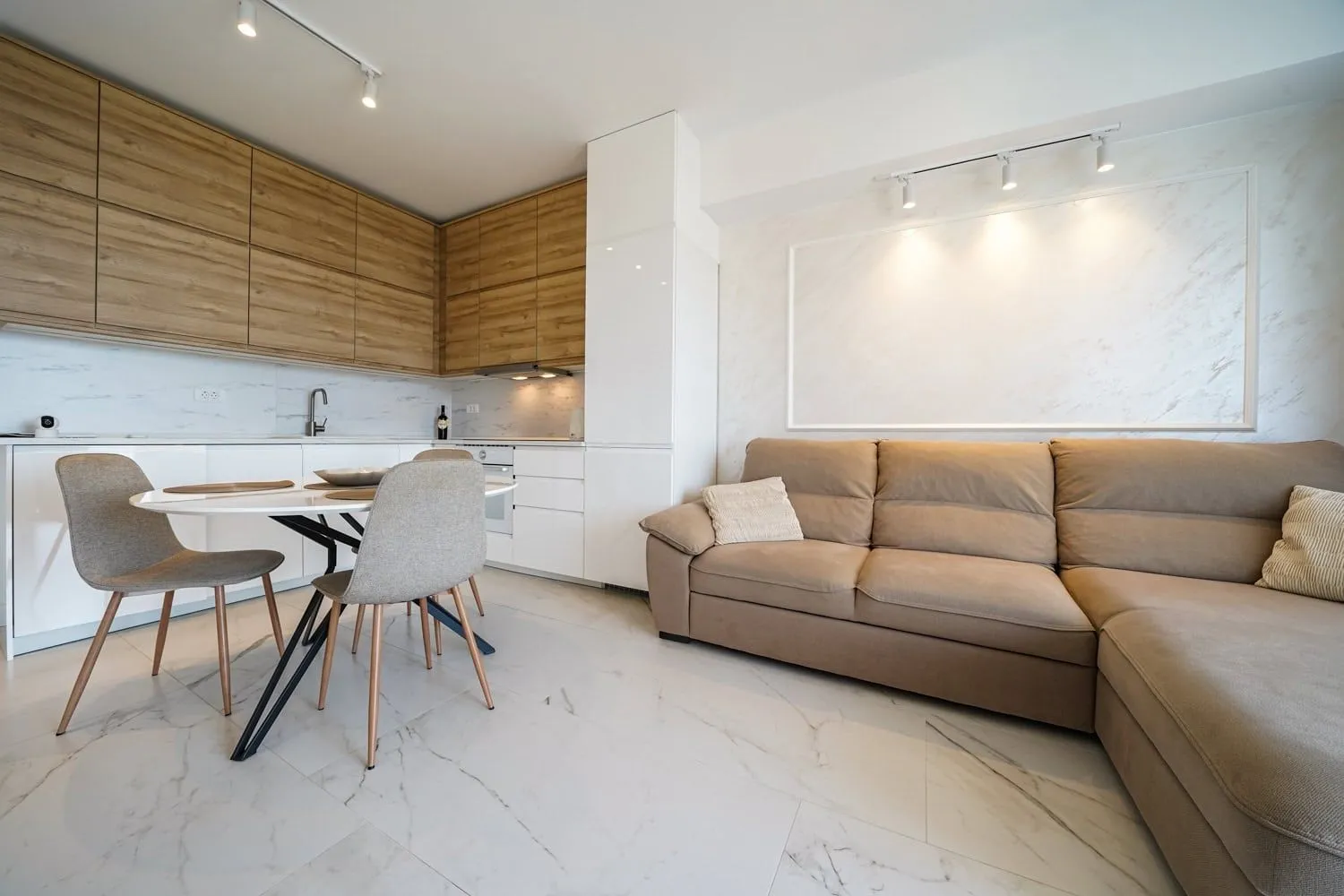 Prodaja, stan, 66m², Tivat, Crna Gora