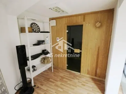 Izdavanje, stan, 220m², Senjak, Beograd - image 31