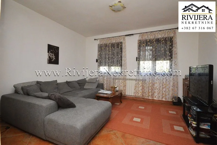 Sale, house, 77m², Prčanj, Kotor