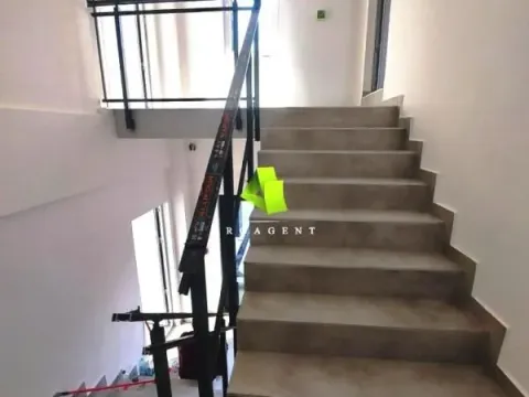 Izdavanje, poslovni prostor, 800m², Medijana, Niš - image 8