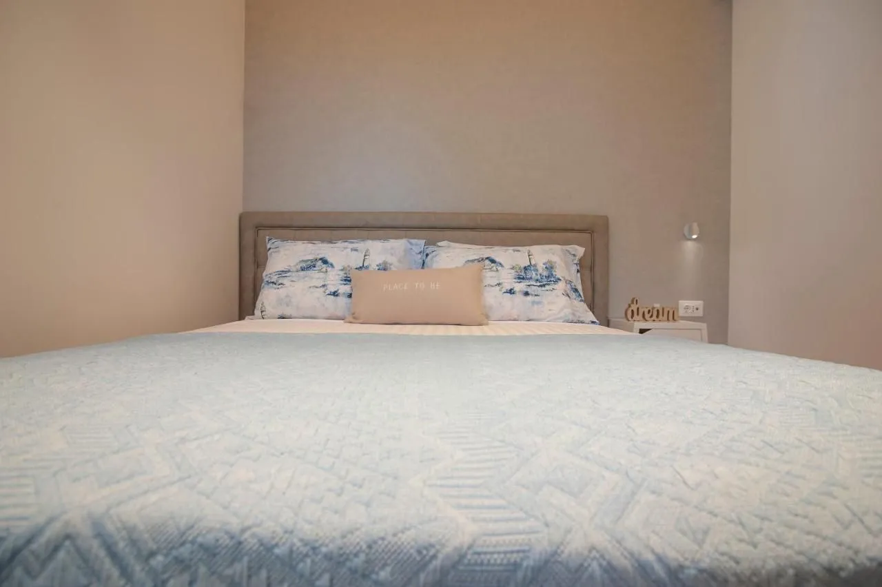 Prodaja, kuća, 210m², Dobrota, Kotor