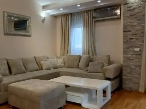 Izdavanje, četvorosoban stan, 68m², Banovo Brdo, Beograd - image 6