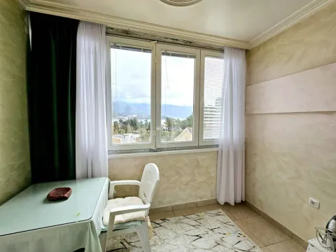 Rent, one bedroom apartment, 40m², Gospoština, Budva - image 9