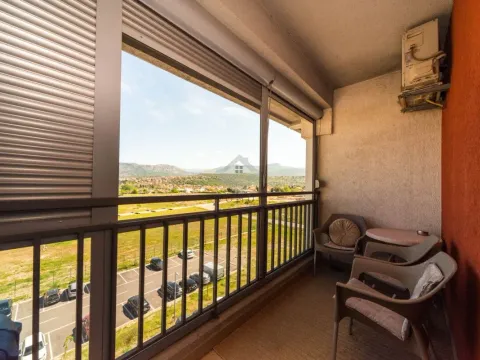 Sale, two bedroom apartment, 70m², Stari Aerodrom, Podgorica - image 6