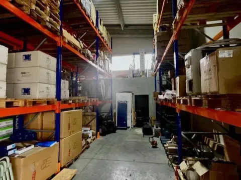 Izdavanje, poslovni prostor, 1201m², Kudeljarski Nasip, Pančevo - image 14