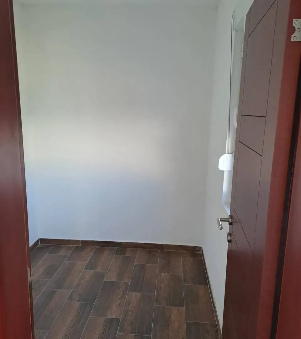 Sale, house, 300m², Bar, Crna Gora