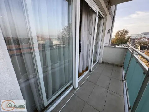 Izdavanje, trosoban stan, 75m², Borča 1, Borča Sve Podlokacije - image 17