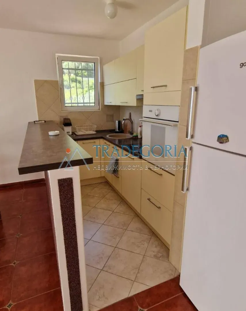 Prodaja, trosoban stan, 90m², Petrovac, Budva