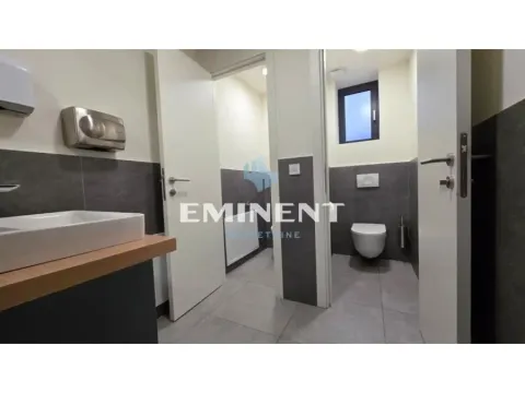 Rent, office space, 268m², Savski Venac, Beograd - image 13