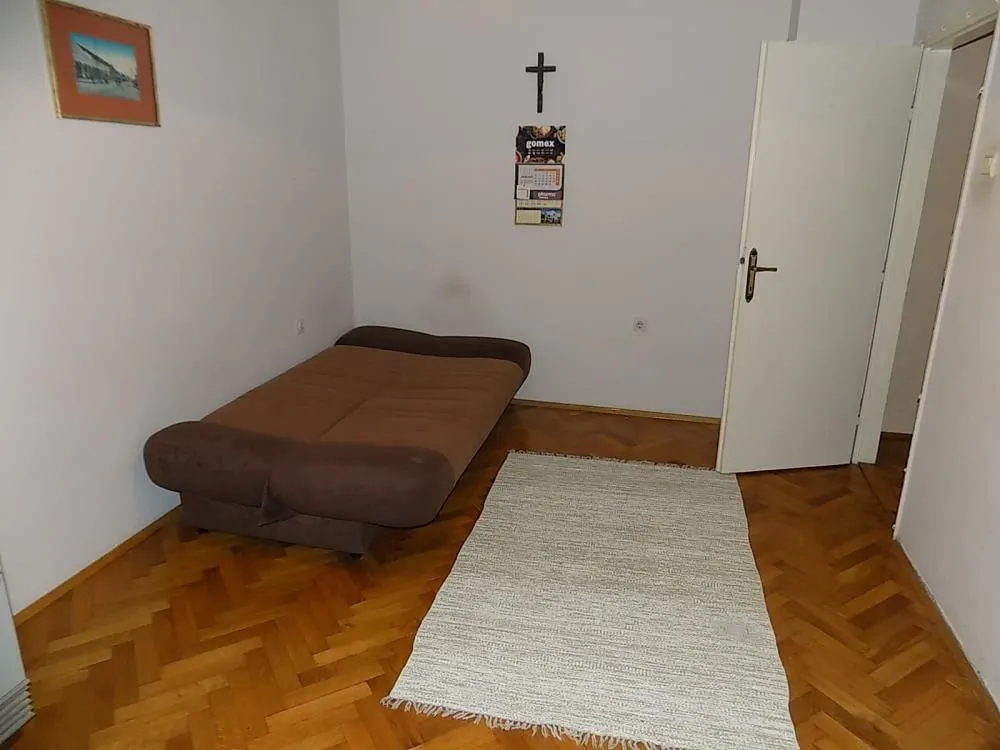 Prodaja, dvosoban stan, 62m², Paraćin, Srbija