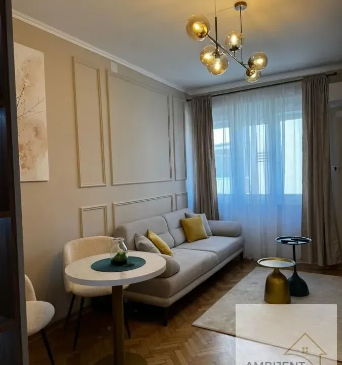 Rent, one bedroom apartment, 24m², Stari Grad, Beograd